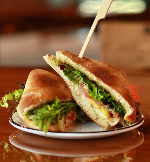 Breakfast Sandwich-Pesto Tomato